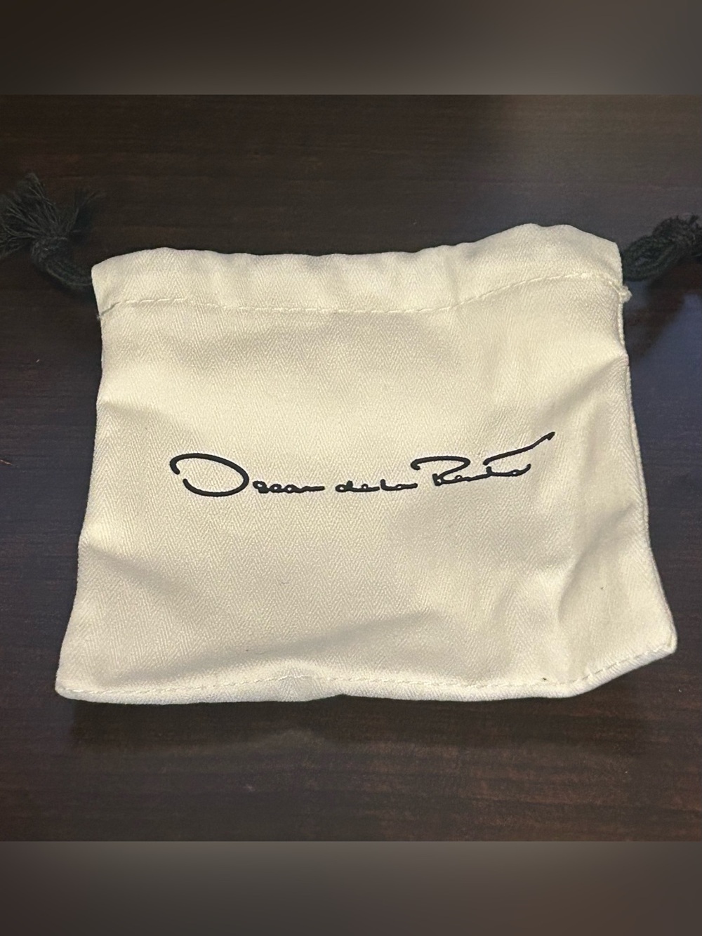 Oscar de la Renta Cream Canvas Drawstring Pouch and Box with  4 1/2”-4 1/2” - Picture 3 of 3